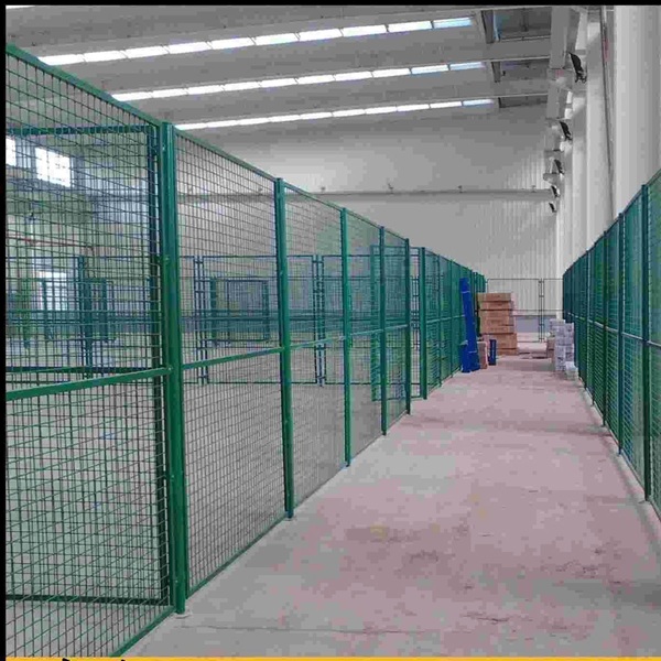 Vách Ngăn Lưới Thép (Nhà Xưởng, Kho Hàng) – Báo Giá 2026
